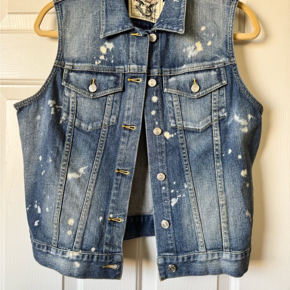 American Living Denim Jacket with Subtle Bleach Detail - Blue - Picture 2 of 5